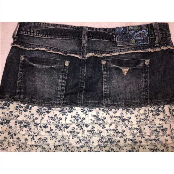 Guess Skirt - Picture 3 of 4